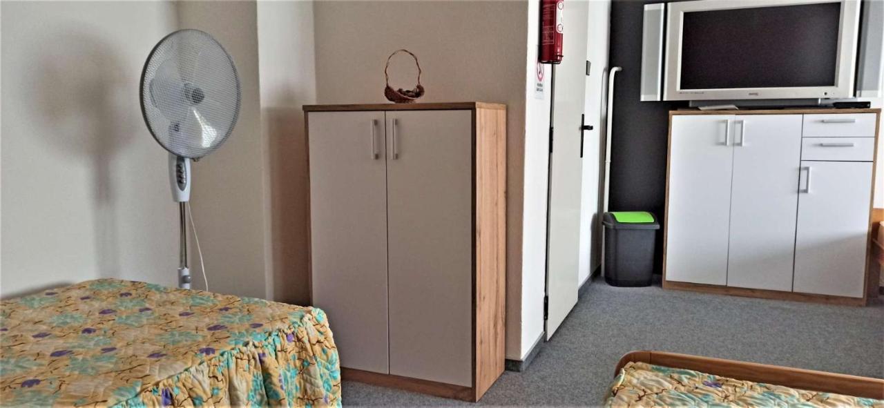 Apartman Milena Jičín Exterior foto